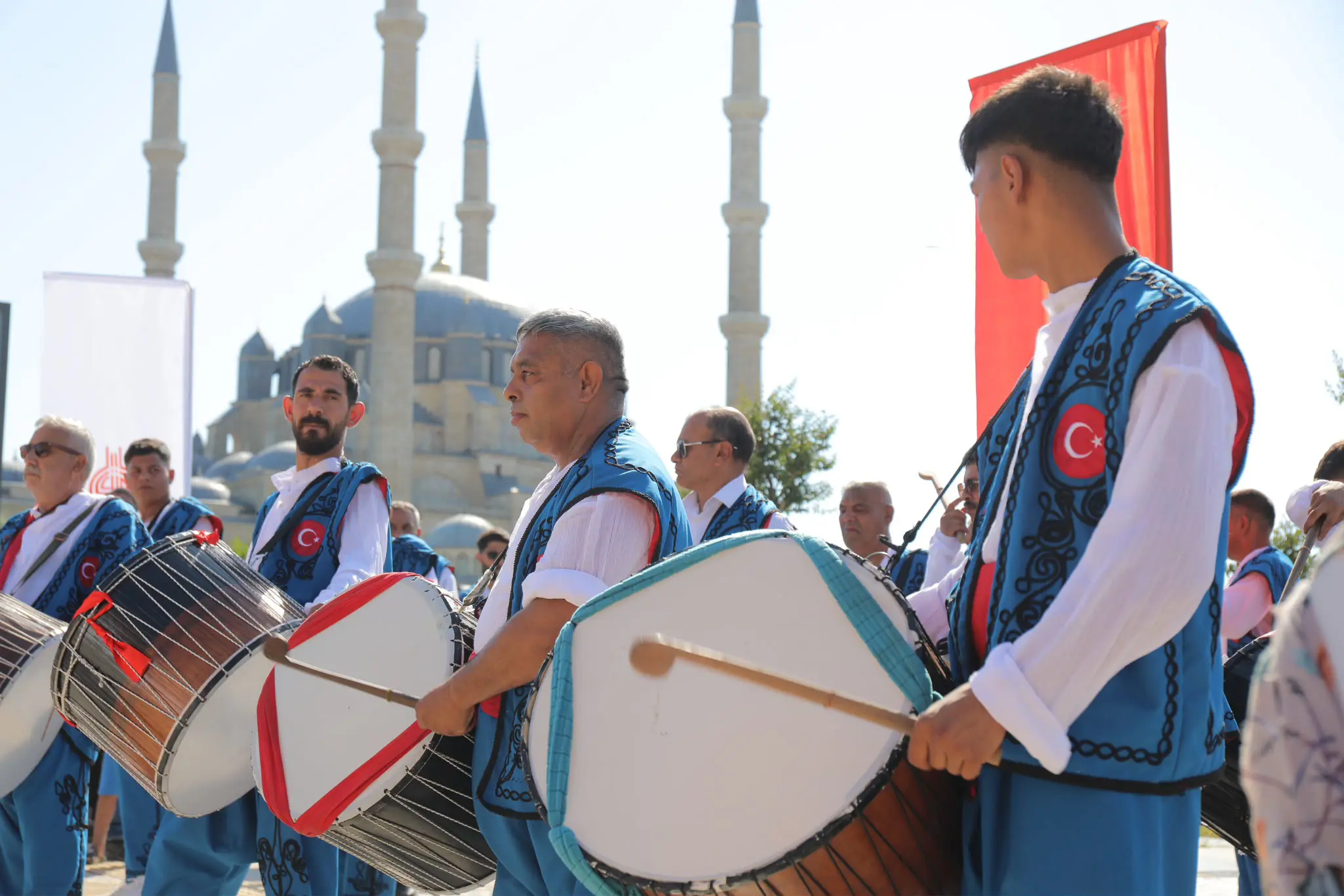 665. KIRKPINAR YAĞLI GÜREŞLERİ FESTİVALİ BAŞKAN KARŞILAMA TÖRENİYLE BAŞLADI galeri görseli